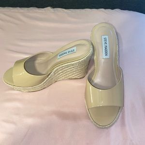 Like new Steve Madden Wedges